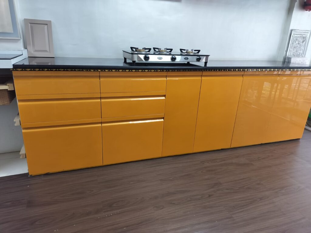 Modular kitchen In Ghatkopar